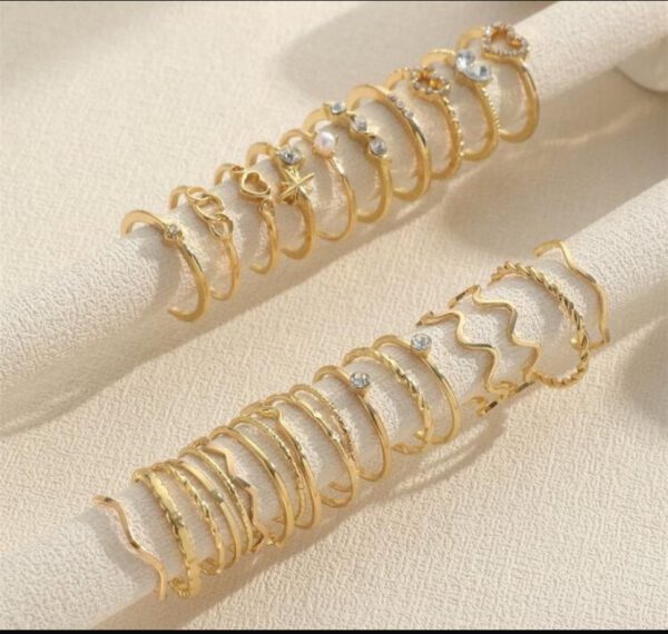 Lot de 28 Bagues